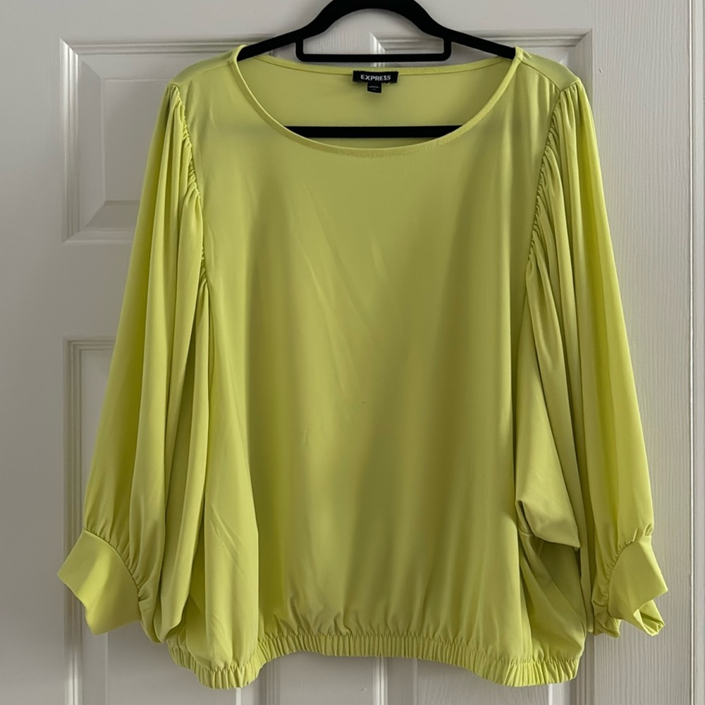 EXPRESS top